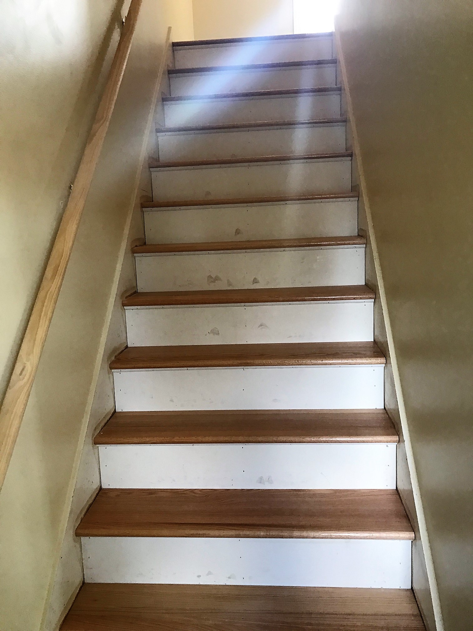 Johnston, RI Strawberry Lane, 2 Bed Duplex, 2,400 Avail. Now J&W Property ManagementJ&W