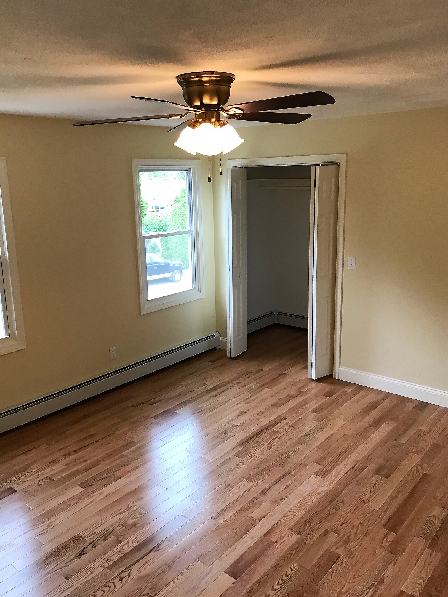 Johnston, RI Strawberry Lane, 2 Bed Duplex, 2,400 Avail. Now J&W Property ManagementJ&W